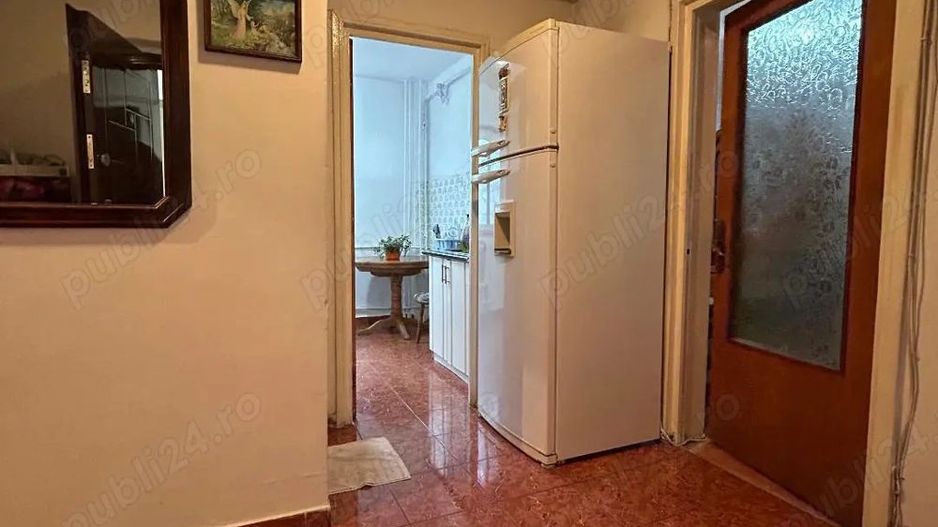 Vand ap 3 camere semidecomandat  Sos.Pantelimon - Poză 6