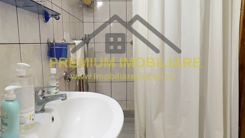 Casă de vânzare în Sat Catolic - Poză 12