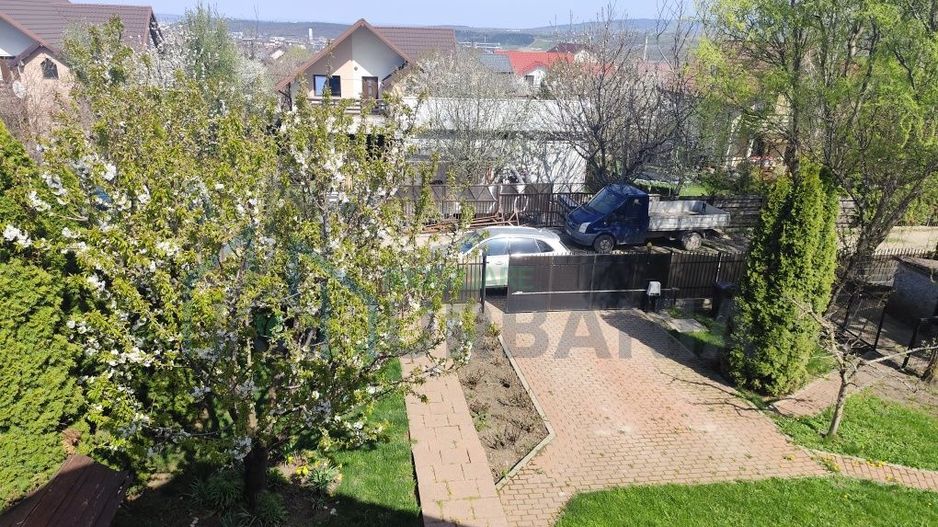 Casă de vânzare în Horpaz, Miroslava – Vilă individuală P+M, 160 mp, 3 dormitoare - Poză 3