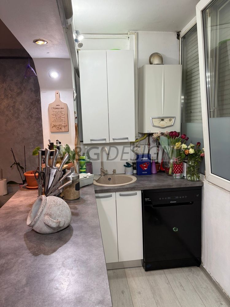 Apartament 2 camere zona Dambovita etaj 2 cu centrala - Poză 4