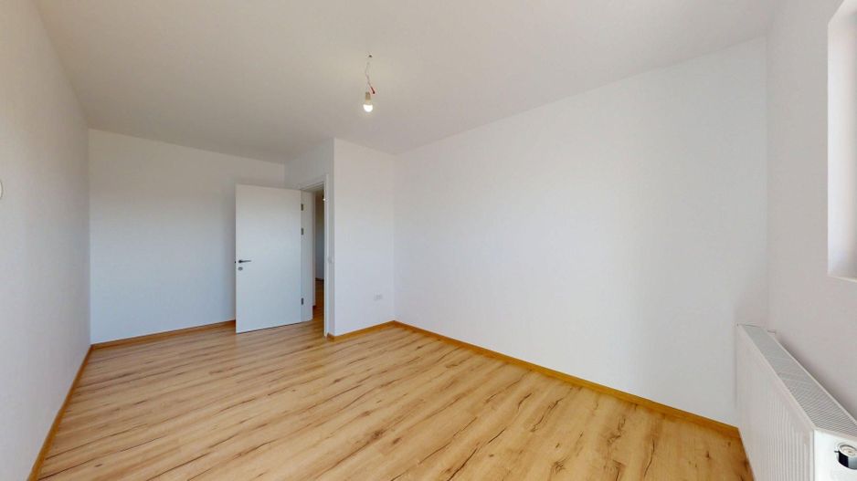 Casa Duplex cu 3 dorm.+ Dressing + Panouri Solare! Cu 2 intrari! - Poză 18