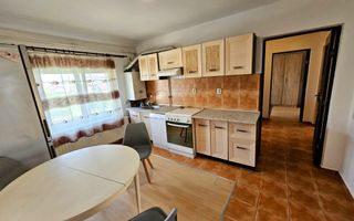 Apartament 3 camere, etaj 3, mobilat, utilat, zona Piata Cetate - Poză 2