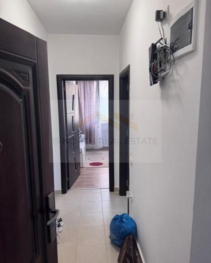 Garsonieră de închiriat în bloc nou, etaj 1, cu loc de parcare - Poză 2