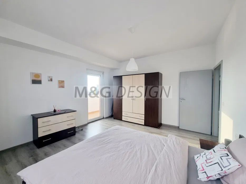 2 cam spatios Torontalului 79 mp+balcon - Poză 1