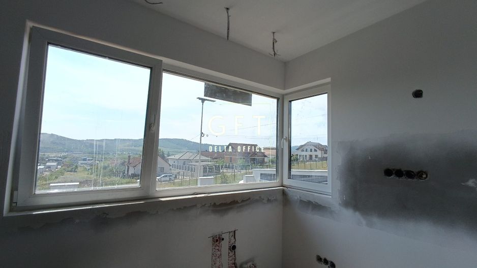 Case la cheie in Viisoara cu o panorama superba - Poză 15