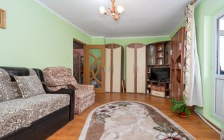 3 camere, 3 balcoane, etaj 3 - Poză 7