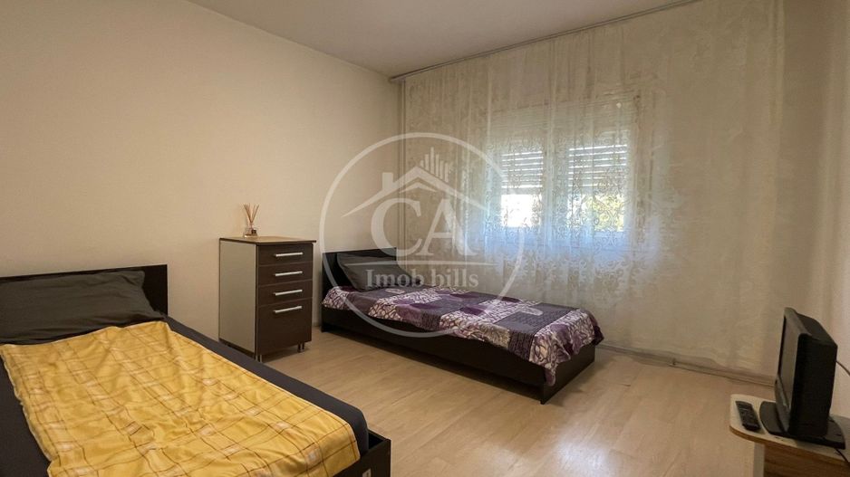 Apartament cu 3 camere de inchiriat in zona Rogerius, Oradea - Poză 7