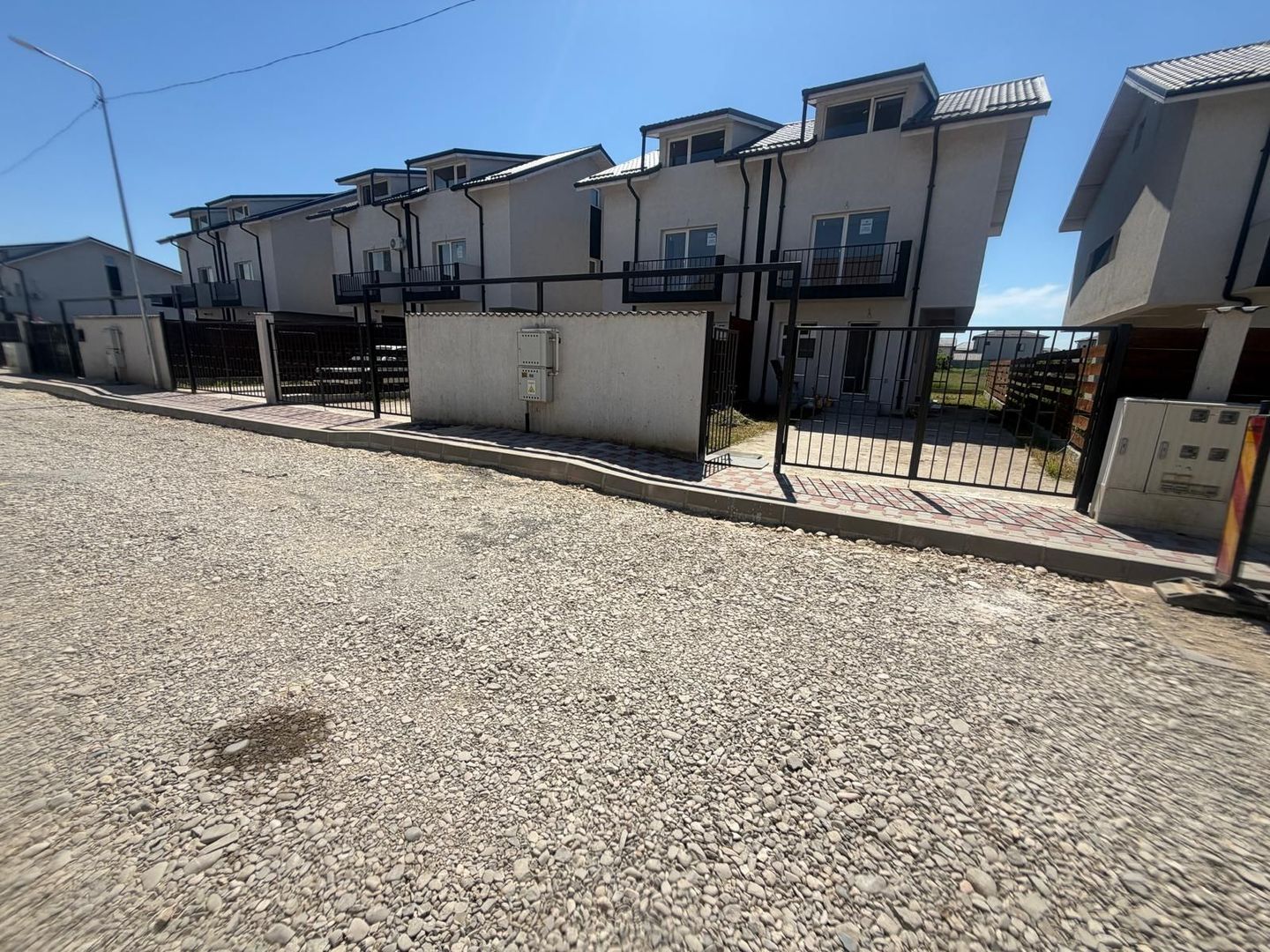 CASA DUPLEX INDEPENDENTEI, TOATE UTILITATILE, TEREN 243 MP, COMIS 0% - Poză 5