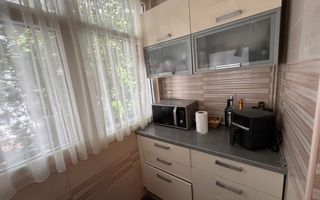 Apartament de Vanzare 3 camere Crangasi - Poză 8