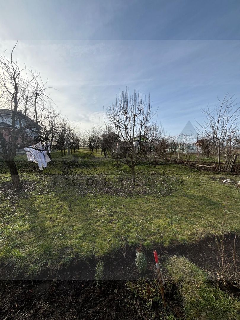 Casa individuala 201 mp utili, 1400 teren, Dezmir - Poză 6