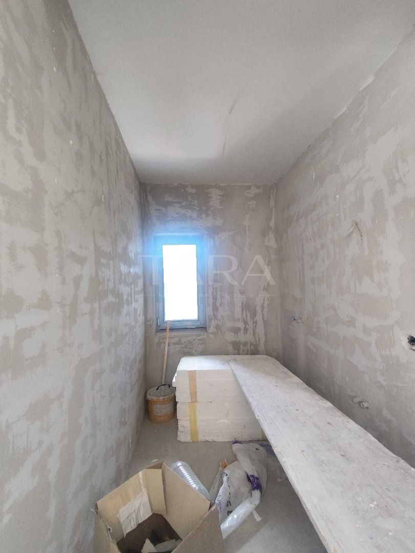 Apartament 2 camere, Baciu, bloc nou, balcon 7mp. - Poză 3