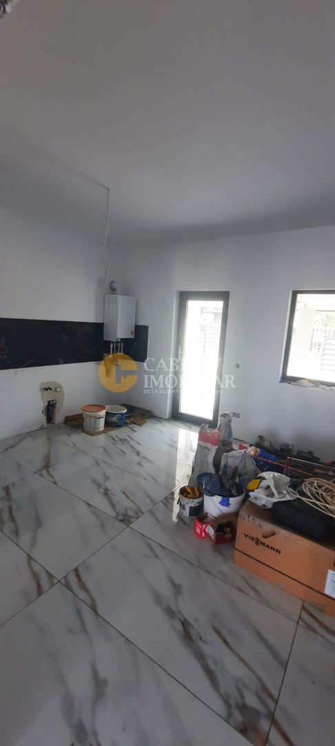 🏡VILĂ DEOSEBITĂ DE VÂNZARE – 5 DRUMURI, VALEA ADÂNCĂ 🏡 - Poză 7