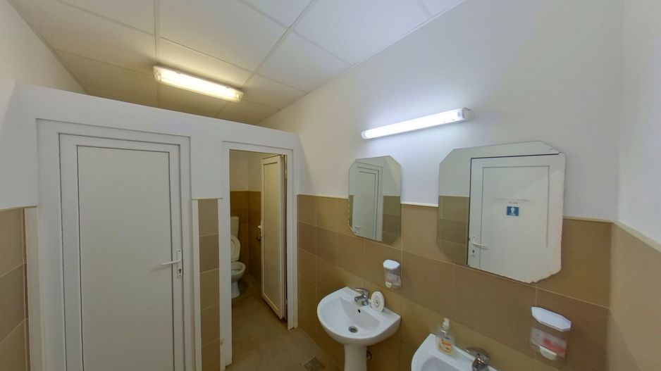 Hală industrială de închiriat 856 mp - Poză 5