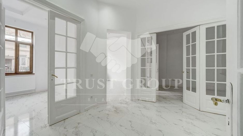 Casa 8 camere Unirii | 1950 | Pretabil sediu firma - Poză 1