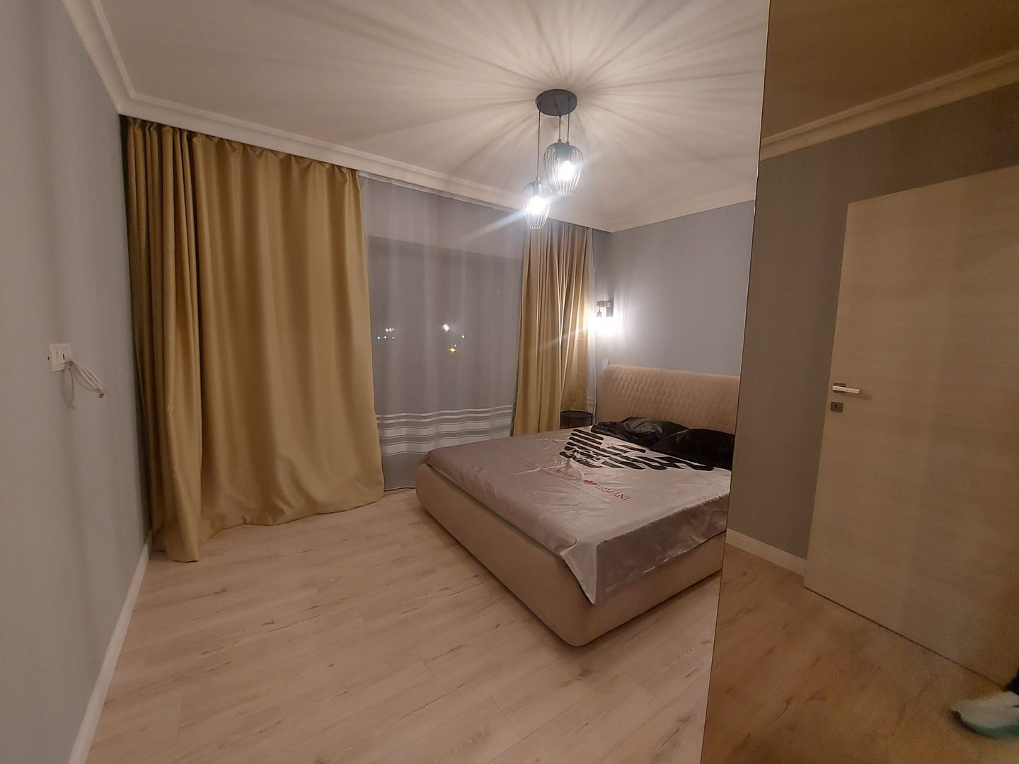 Smart Boutique / Finisaje Premium | Mihai Bravu - Mall Vitan - Poză 8