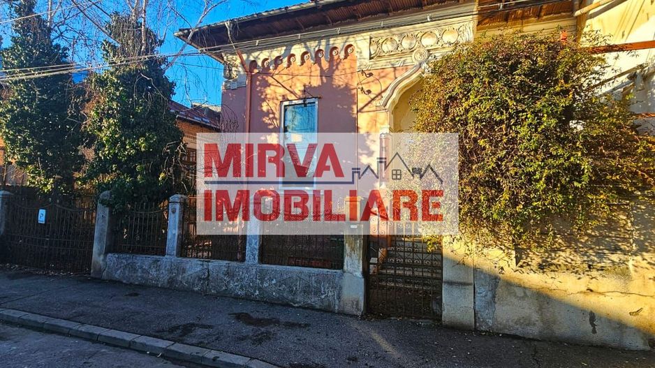 Casă cu arhitectură interbelică, 5 camere, teren 409 mp – Central - Poză 7