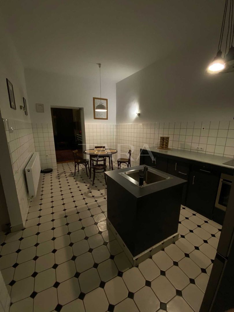 Apartament ultracentral în clădire istorică - Poză 5