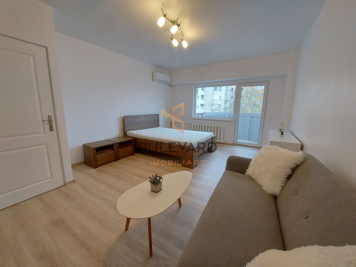 Apartament finisat modern in zona Platinia Shopping Center! - Poză 1