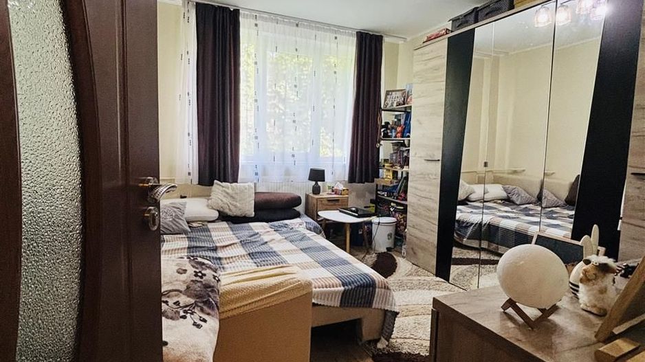 APARTAMENT CU 2 CAMERE SEMIDECOMANDAT ZONA ROGERIUS - Poză 4