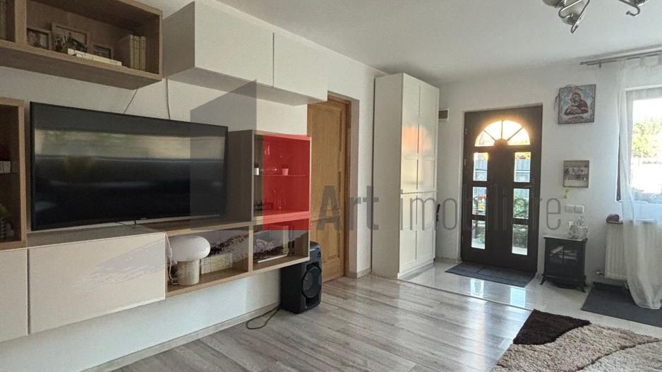 Casă modernă pentru familie, aproape de Parcul Teilor – mobilată complet - Poză 2