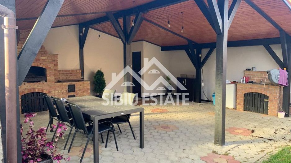 Casa tip duplex 5 camere 350 mp teren terasa cu zona gratar si pivnita - Poză 20