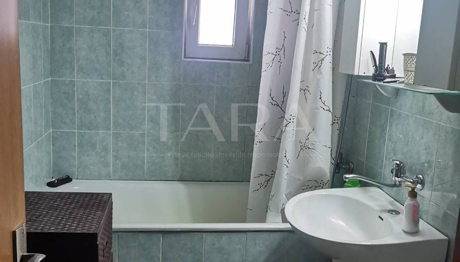 Apartament 4 camere decomandat – zonă Penny, ideal pentru investitie. - Poză 6