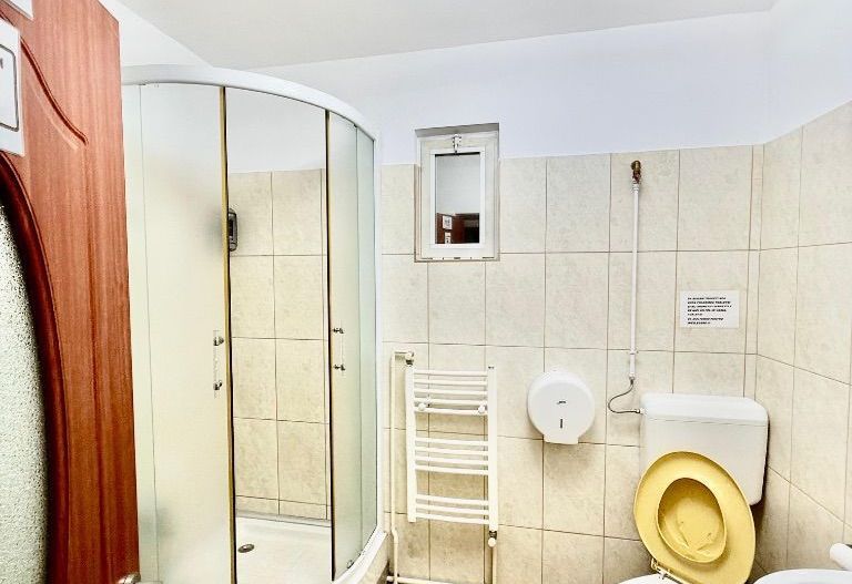 BRASADAS închiriază vila - zona Popa Nan, Calea Calarasilor. - Poză 14