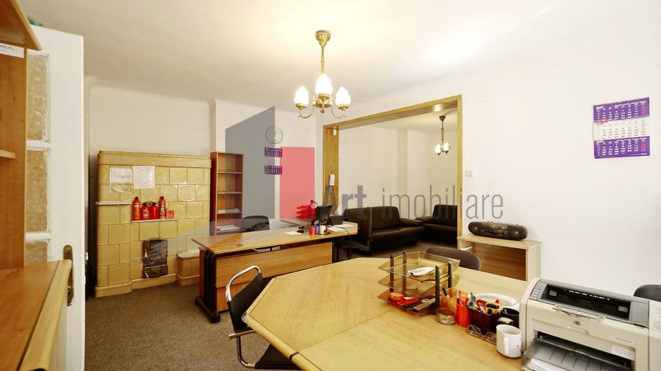 Vatra Luminoasa, jumatate de vila, intrare separata - Poză 2