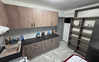 Apartament 1 camera Dec 38 mp Bucium 66500 euro. - Poză 1