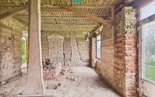 Casă de reabilitat pe teren generos- Comuna Variaș - Poză 13