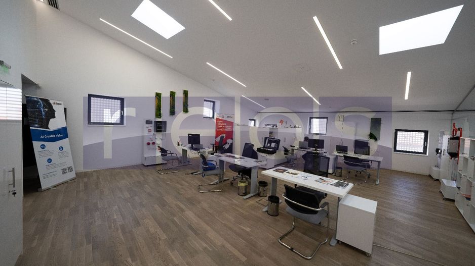 VANZARE -CLADIRE DE BIROURI - ARHITECTURA EXCEPTIONALA - Poză 14