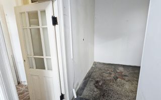 Casă cu arhitectură interbelică, 5 camere, teren 409 mp – Central - Poză 36