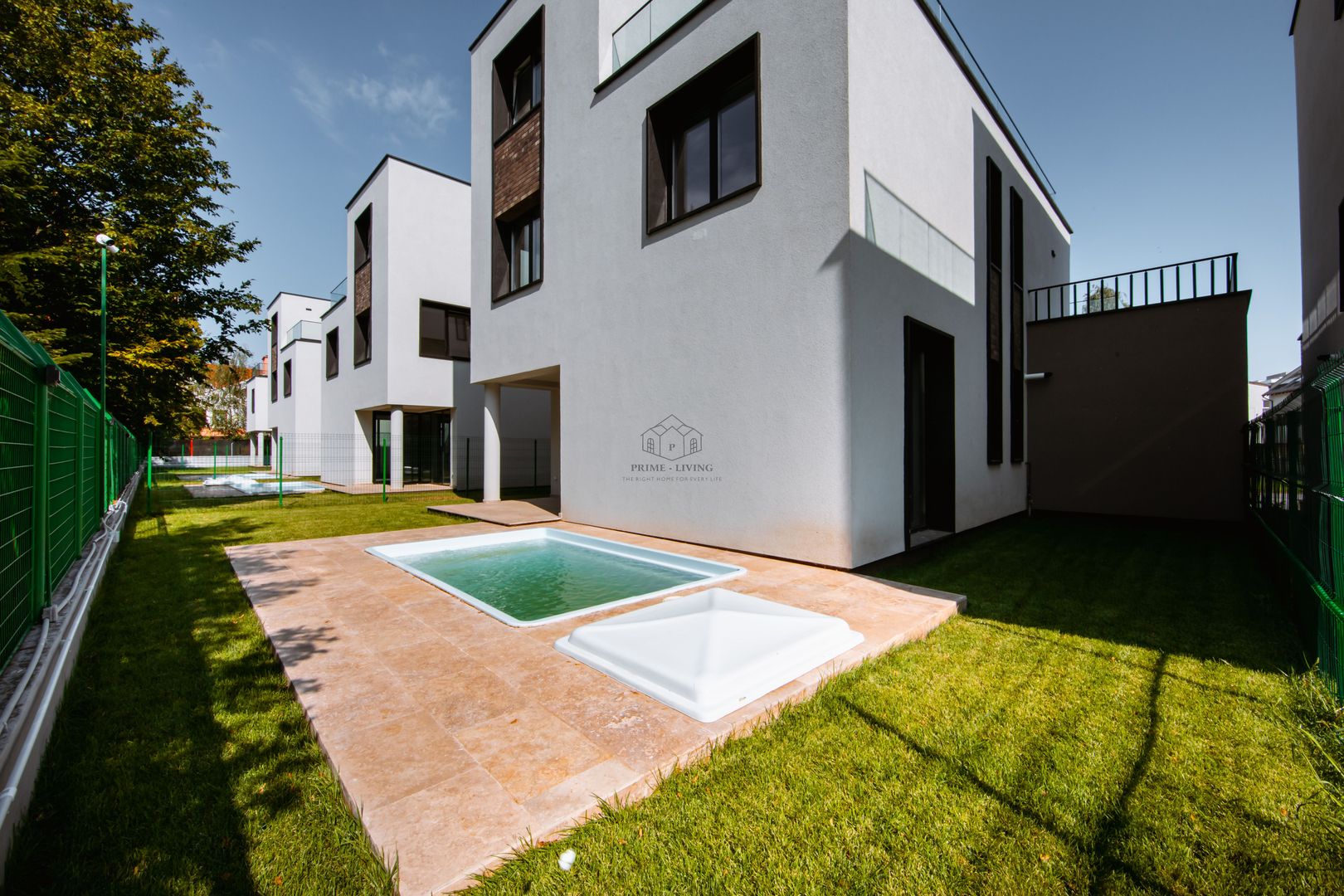 VILA SUPERBĂ CU 4 DORMITOAARE ȘI PISCINA LA INCHIRIERE - Poză 5