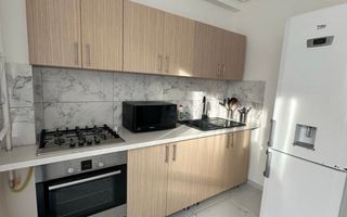 Vand apartament-zona Energia - Poză 1