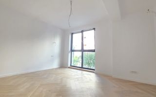 Ap.3 Camere la Etaj 1,Bloc 2026, cartier Traian-Cecilia Storck , Rm.VL - Poză 4
