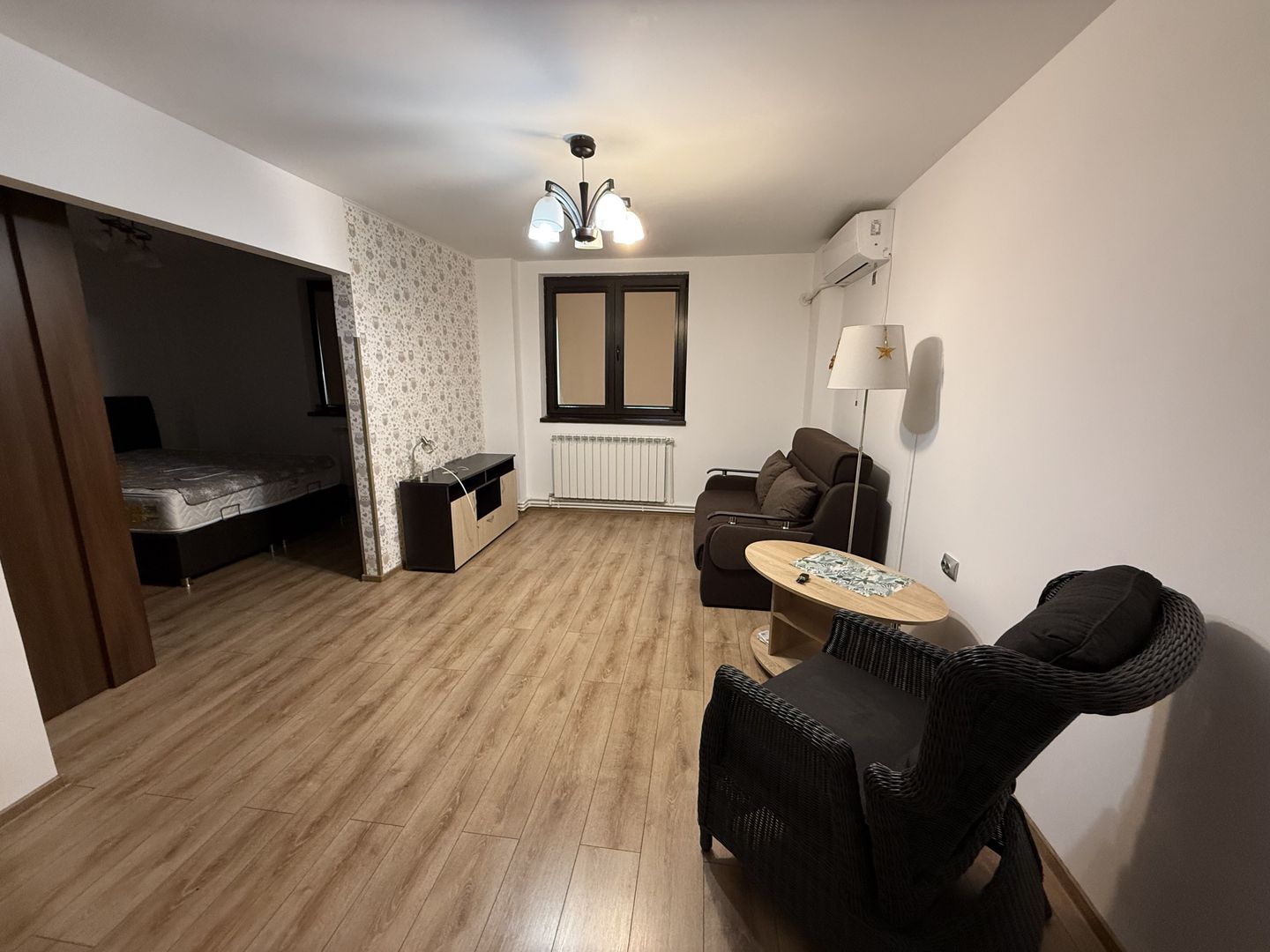 Ap 2 cam mobilat/utilat, complet renovat- etaj 2-bloc 6 etaje - Poză 4