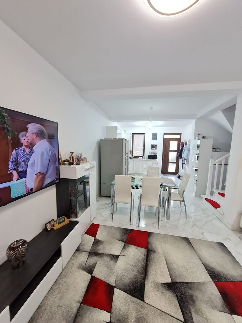 Cochet si primitor - Poză 2