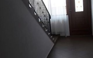 Vilă 5 camere de închiriat | Sibiu, Veterani | 270 mp - Poză 3