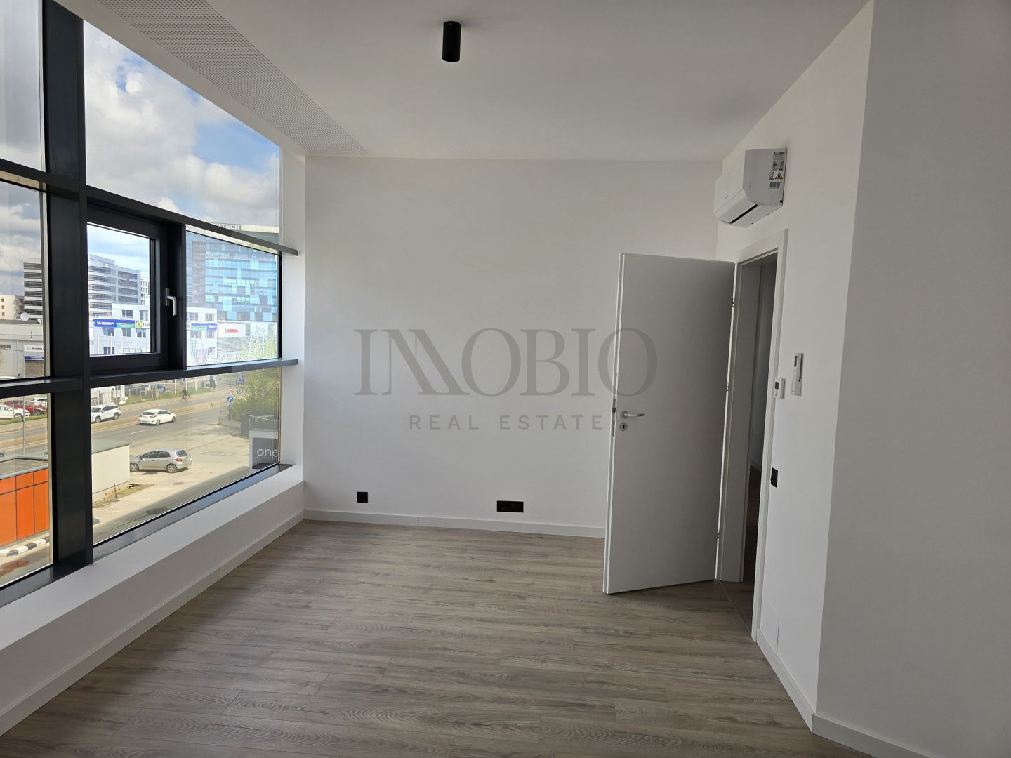 Apartament 4 Camere | 2 Locuri de Parcare | One North Lofts - Poză 7