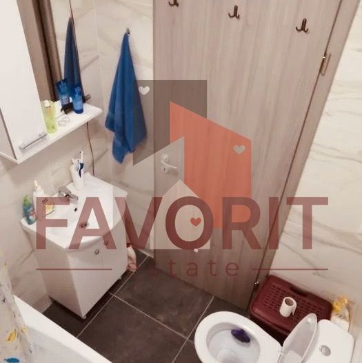 Apartament cu o camera transformat in 2 camere - Poză 6