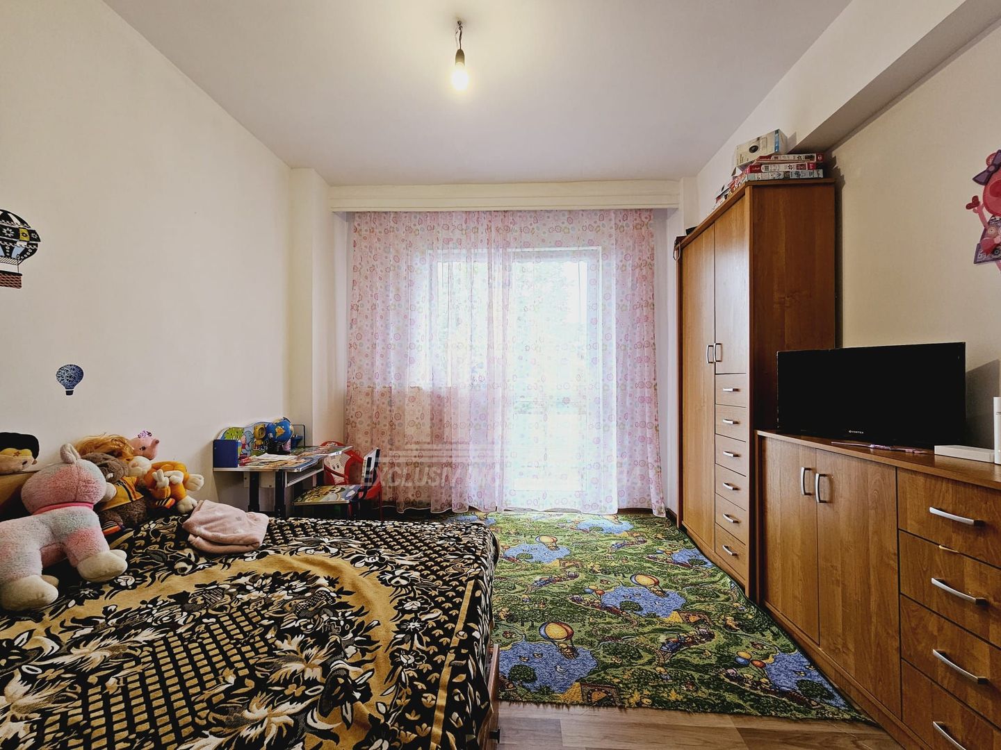 Apartament cu 3 camere decomandate, Cetate - Poză 8