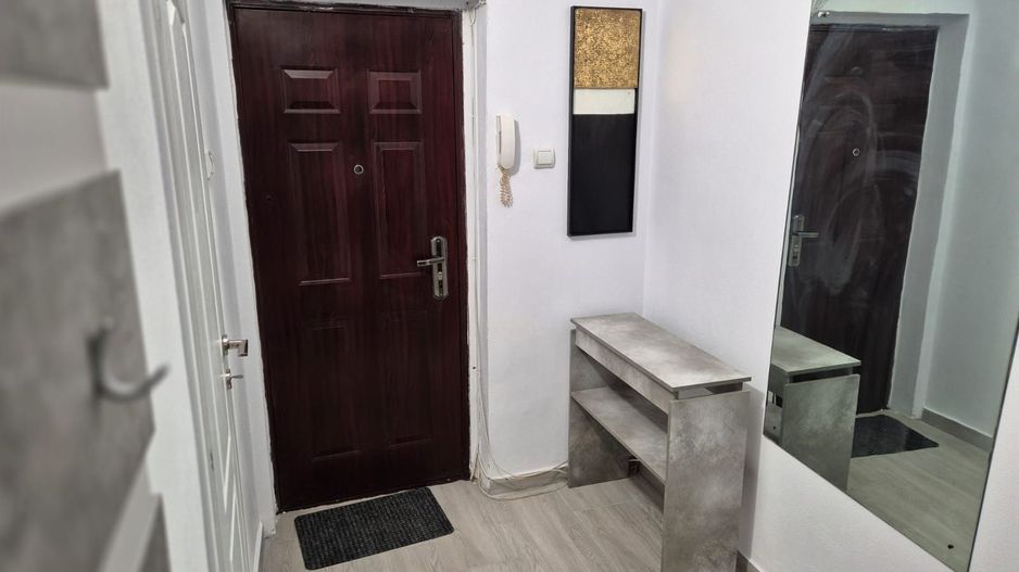 Apartament cu 3 camere in bloc reabilitat termic - Poză 6