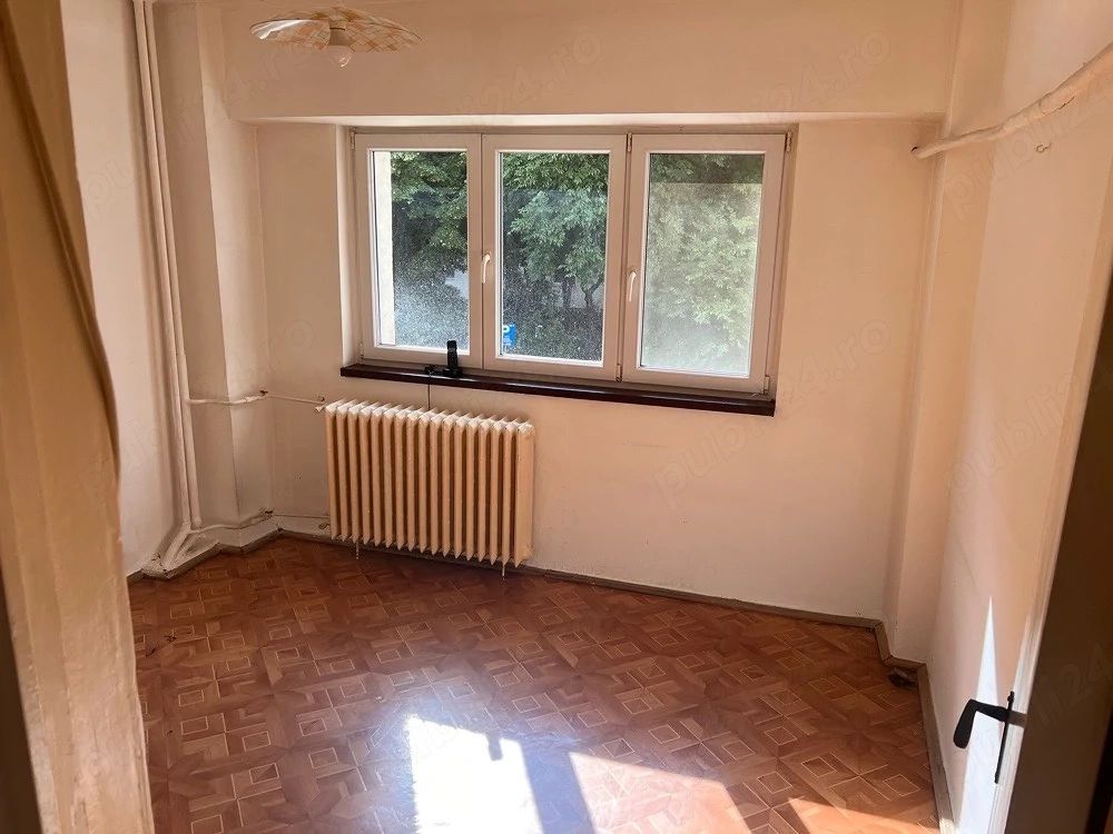 Vanzare Apartament decomandat 2 camere, bloc 1980, 1 min metrou Obor - Poză 2