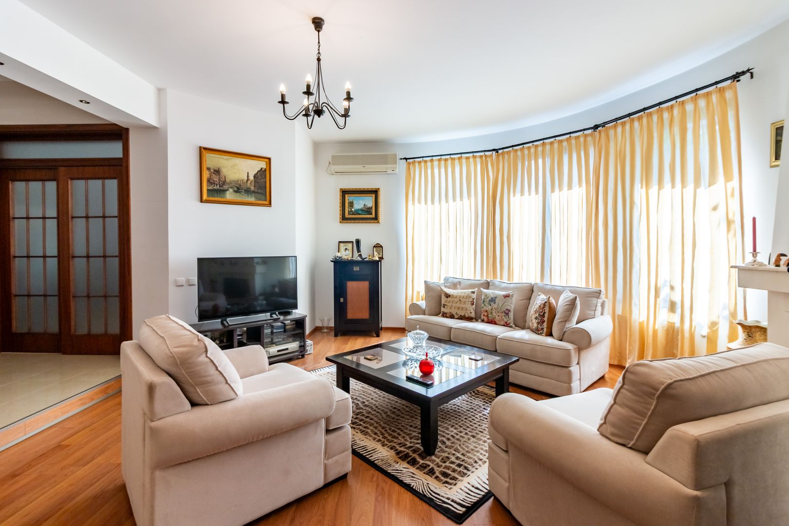 Casă / Vilă de vânzare cu 5 camere in Corbeanca/Tamasi, teren 801 mp - Poză 8