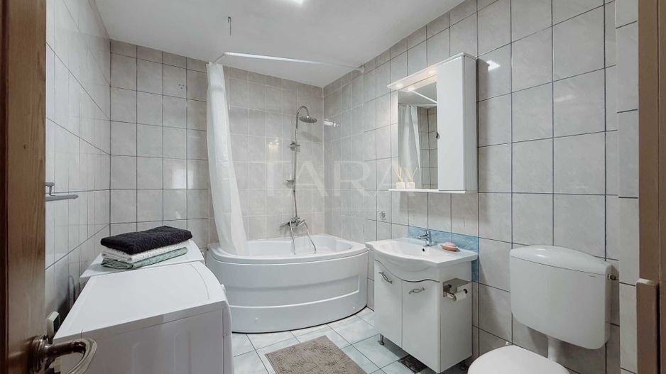 Apartament modern 2 camere + birou, parcare inclusă, Floresti - Poză 11