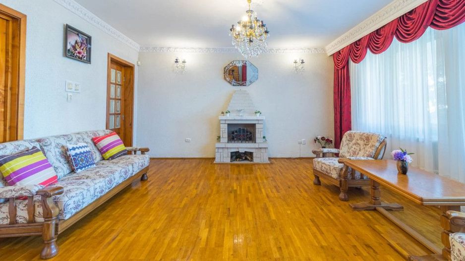 O proprietate cu poveste! - Poză 8