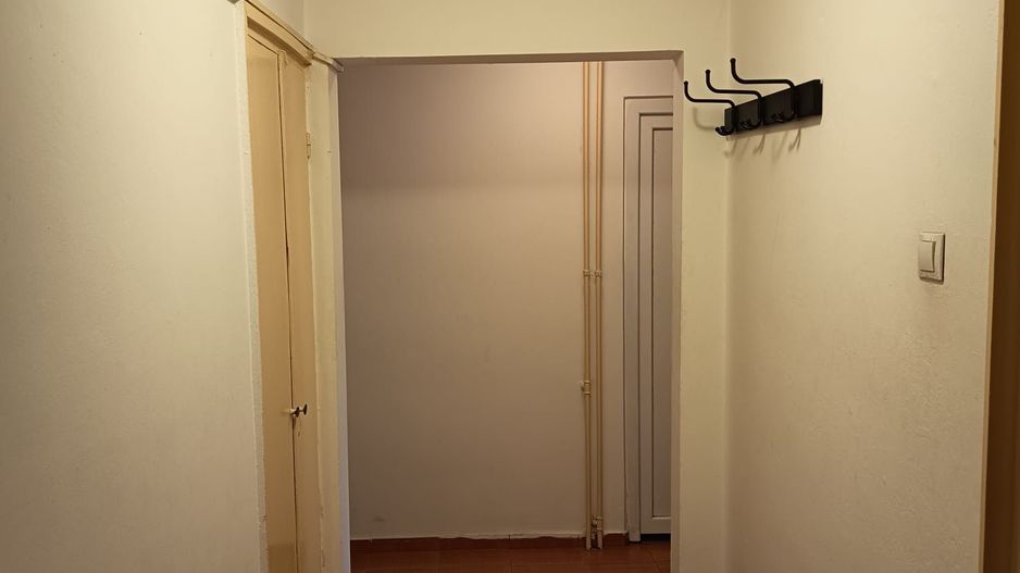 Apartament cu doua camere de vanzare, bd. Brancoveanu, 88.900€ negociabil - Poză 6