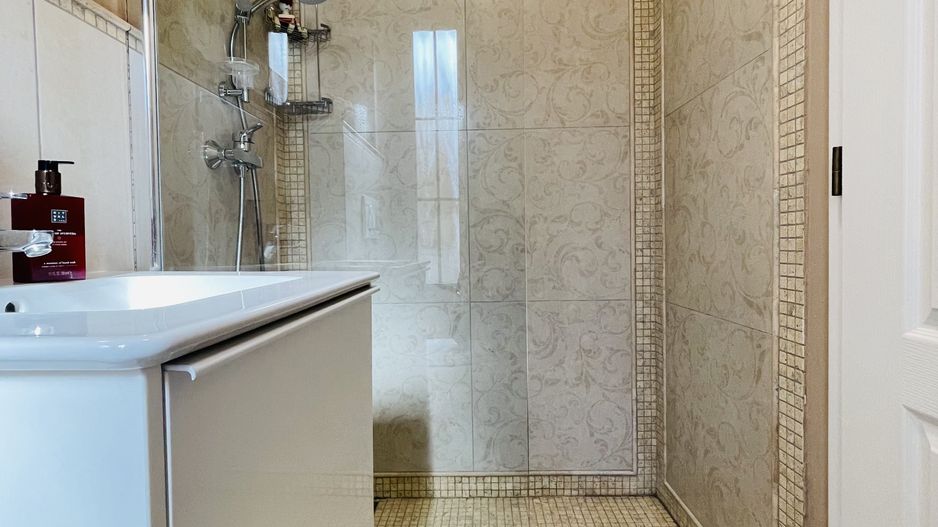 OFERTA REZERVATA - De inchiriat Casa cu Garaj - Segmentul Lux - Dumbravita - Poză 39