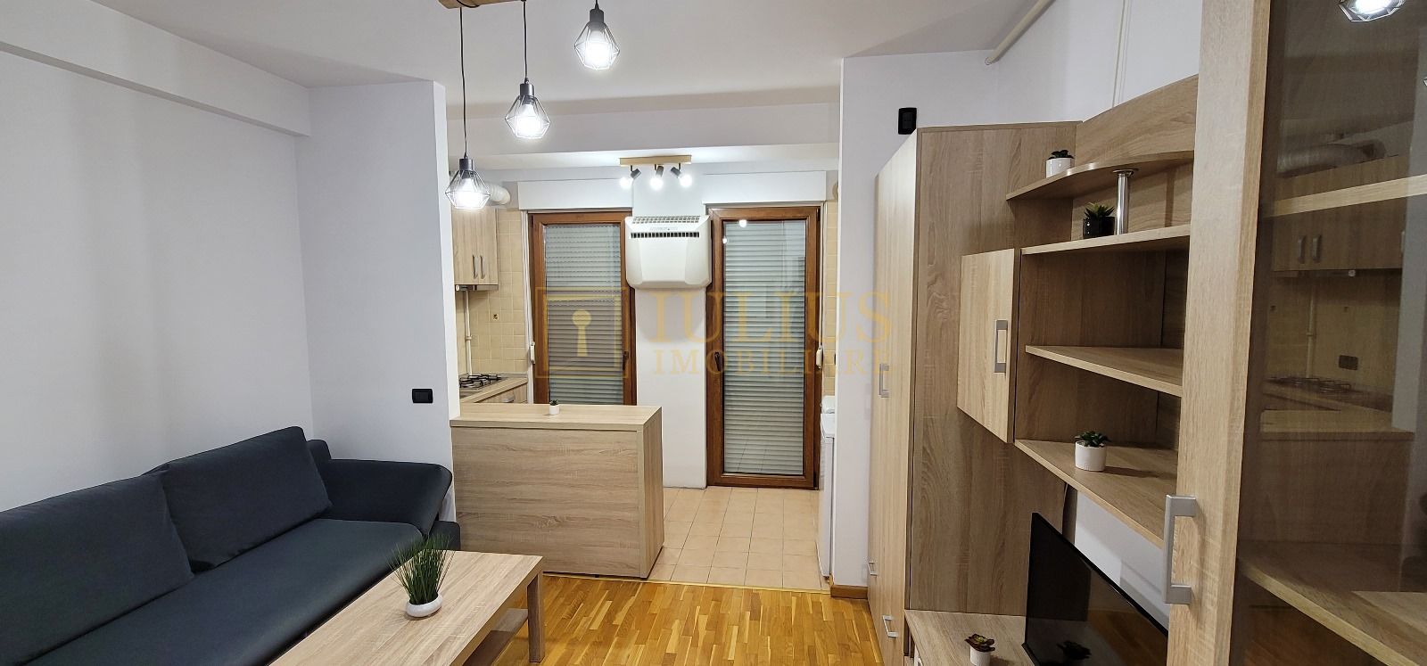 1 camera, centrala proprie/ Judetean - Poză 1