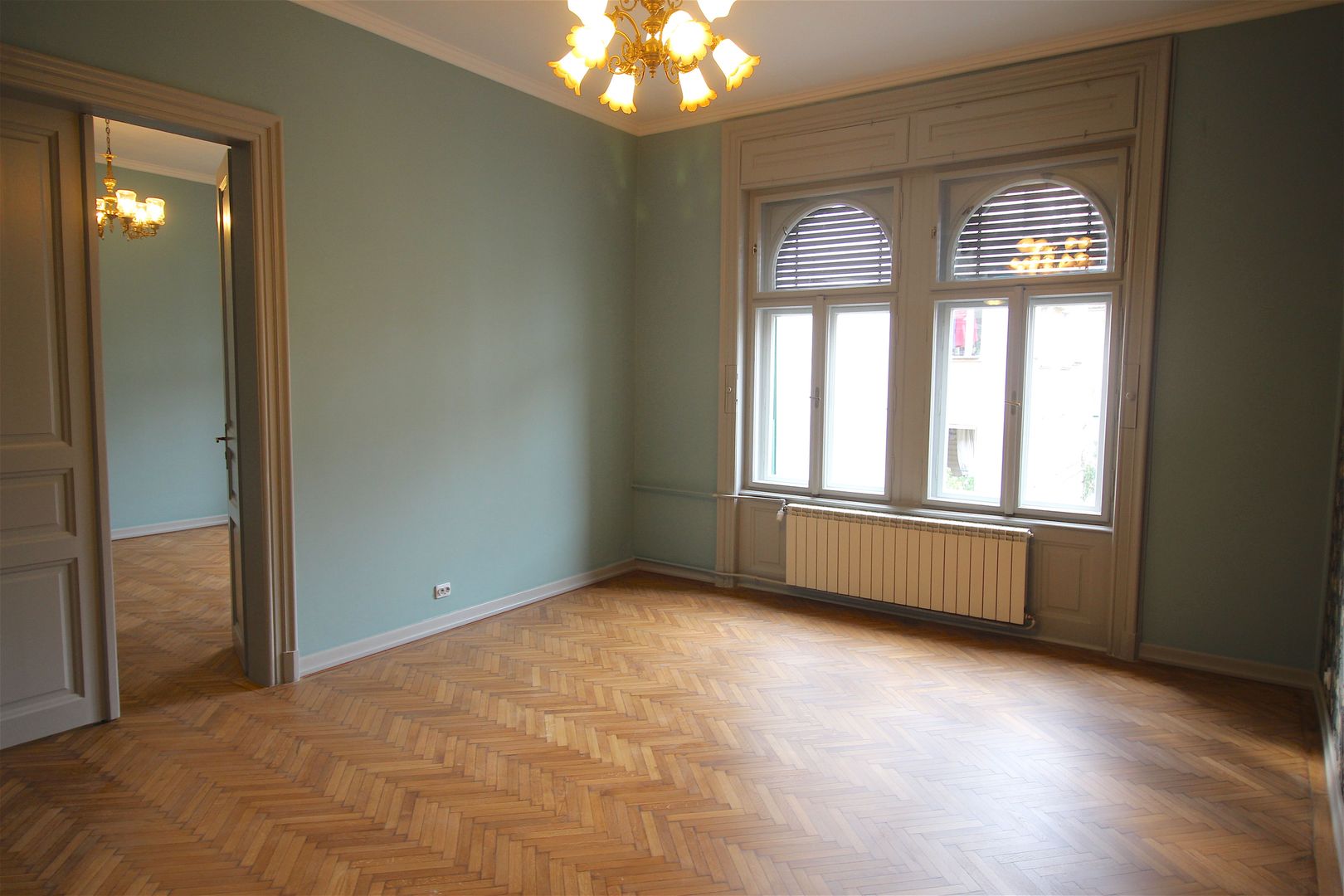 Spatiu de birouri in cladire istorica - Poză 3